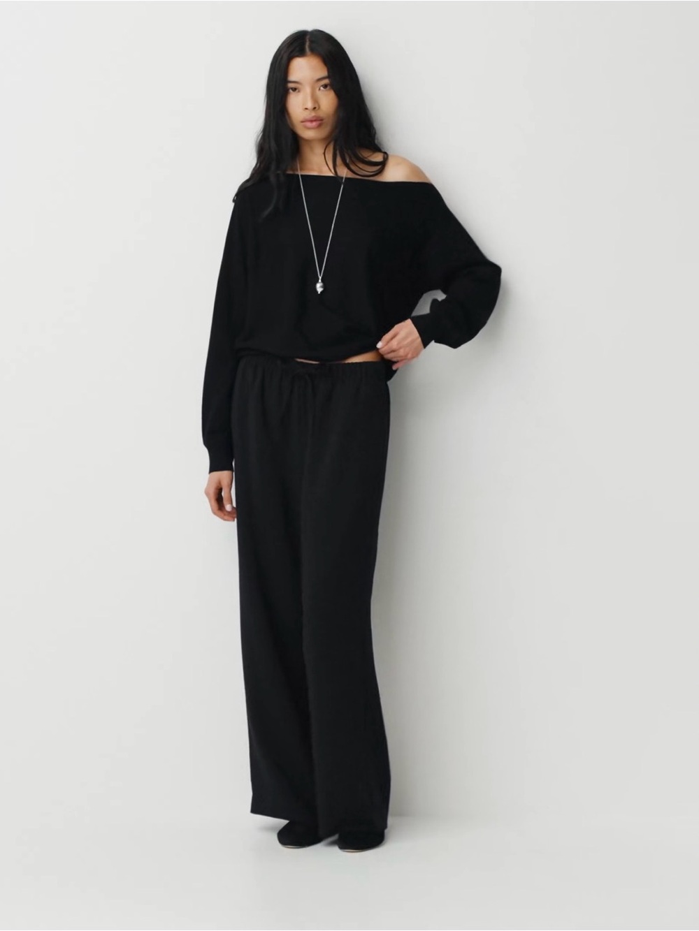 Aritzia Black Lodge Pant